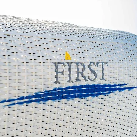 First Seestern Daire Sellin (Rugen)